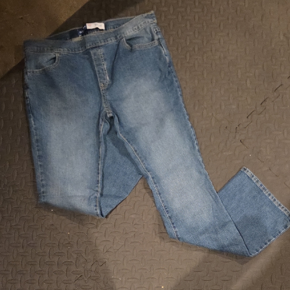 Old Navy Boot-Cut Plus Size Jeans